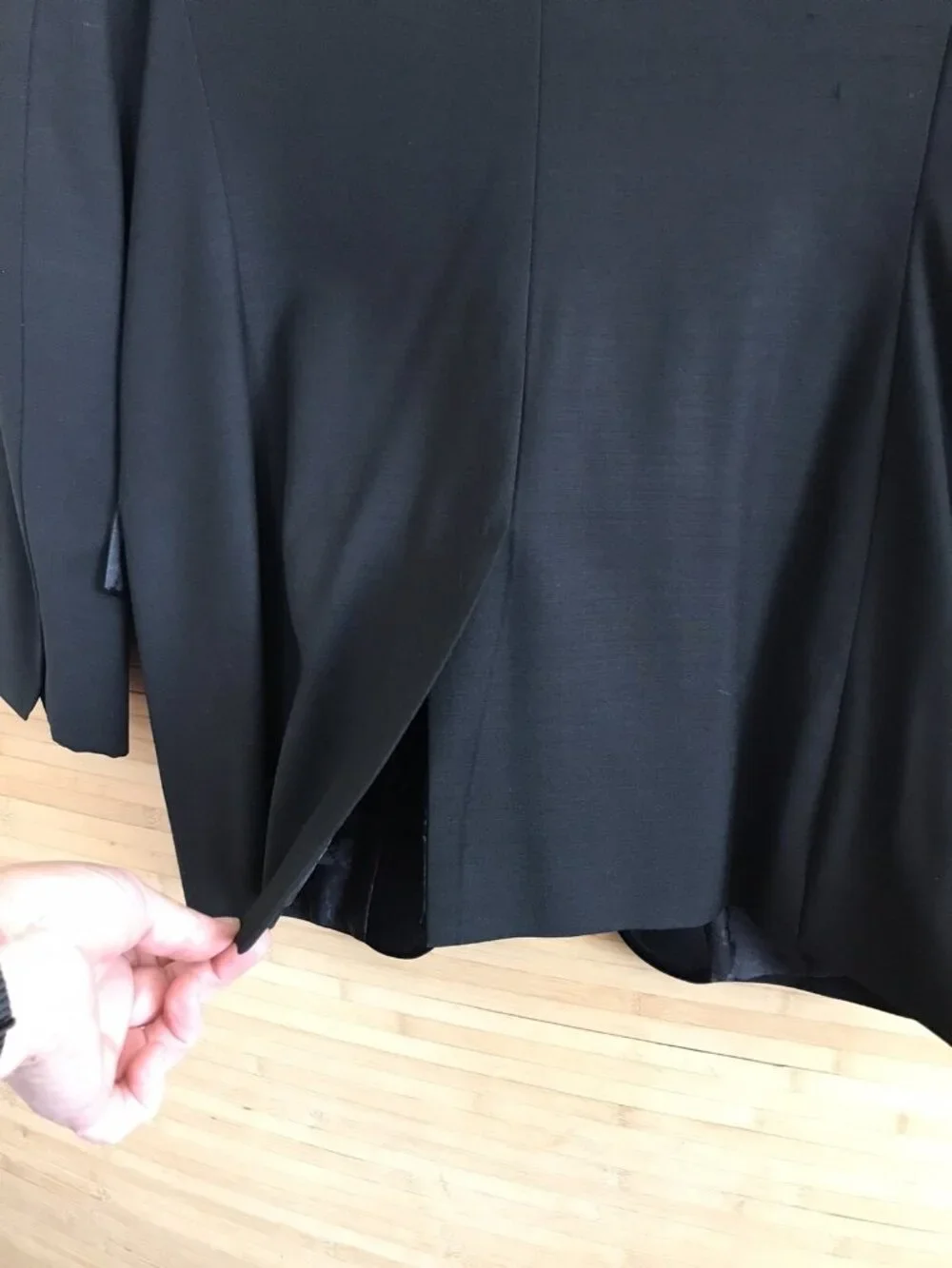 Gucci 46 US 36 Black Tux Tuxedo sharp sport dress coat jacket Italy READ flaws
